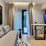 Azulis 2 Pisano 1br With Garden & Parking, Aldo Moro 公寓