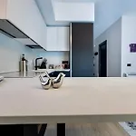 Azulis 2 Pisano 1br With Garden & Parking, Aldo Moro *