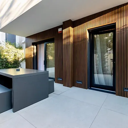 Superior 1br Vacation - Fully Equipped - Azulis2 - Garden - Free Parking